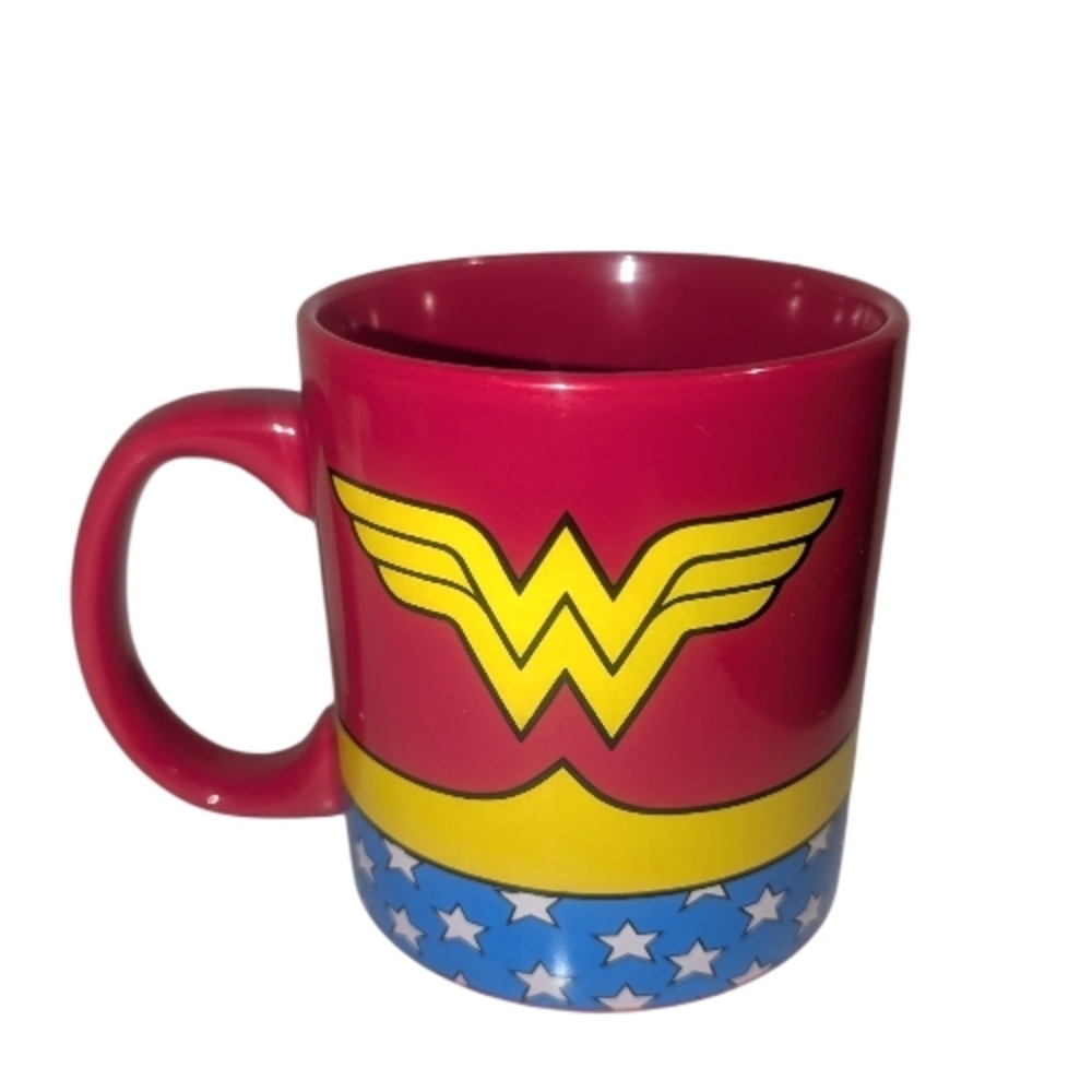 Wonder Woman Retro Design Ceramic Coffee Mug